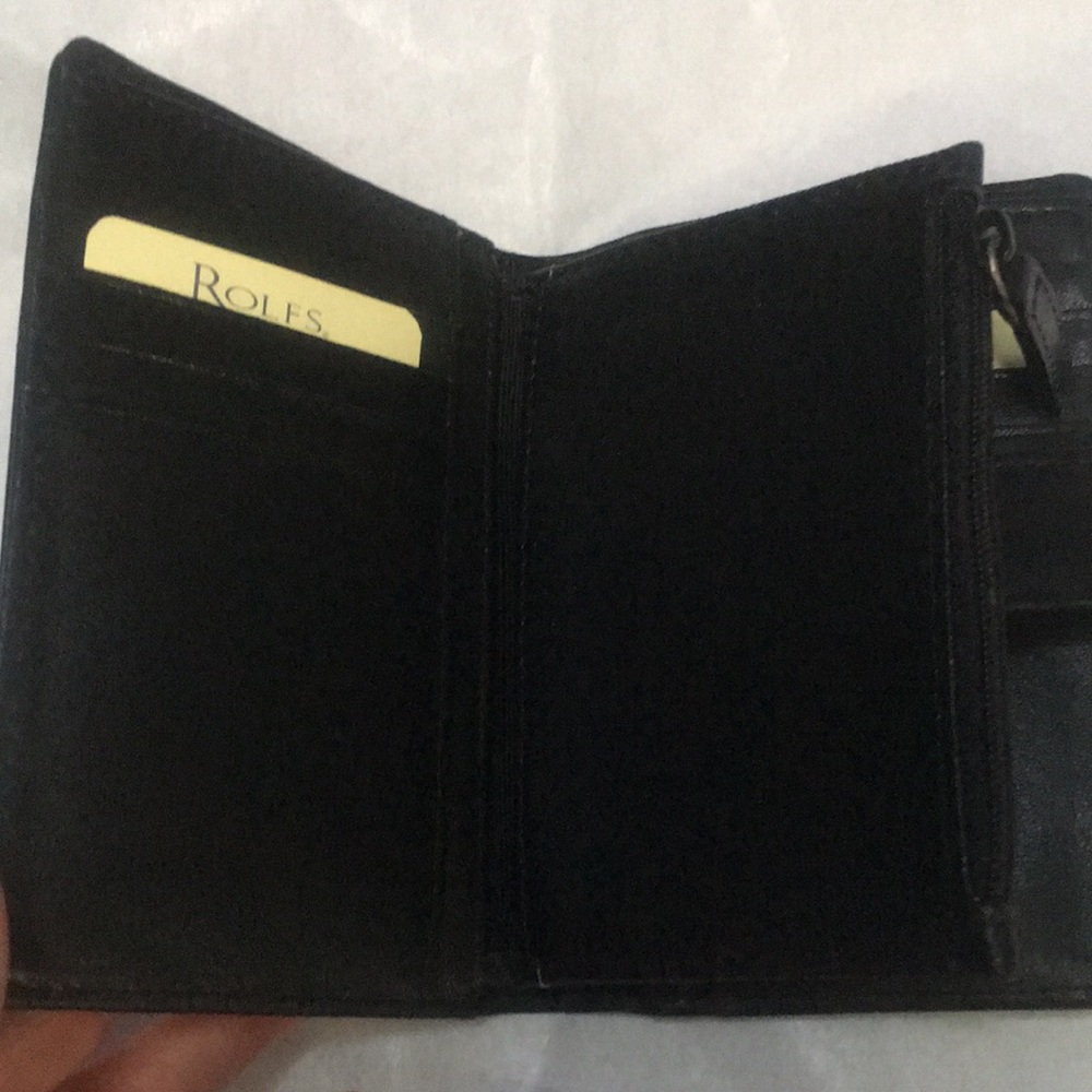 Wallet - Picture 2 of 4